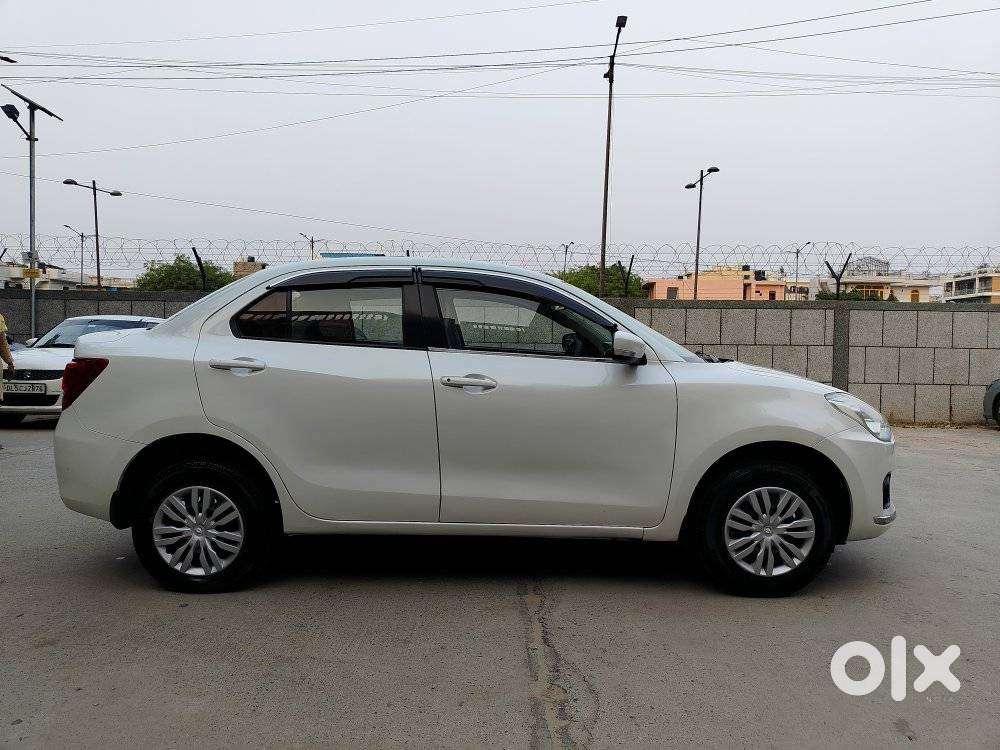 Maruti Suzuki Dzire 1.2 Vxi, 2018, Cng & Hybrids