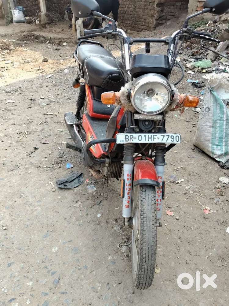 Urgent sell - Scooters in Mahua Bagh, Patna - 1843128154