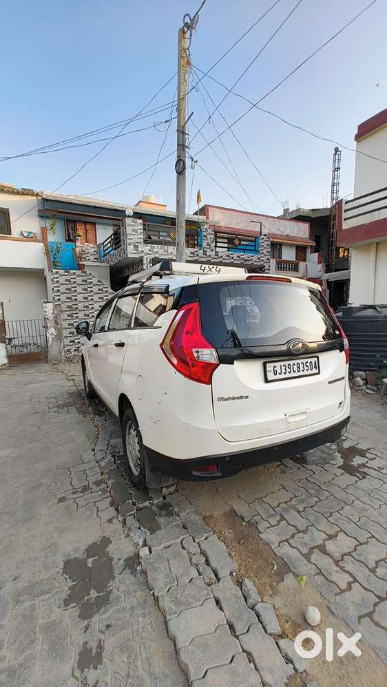 Mahindra Marazzo Diesel 2020