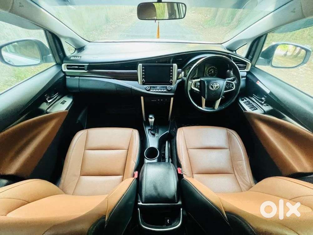 Toyota Innova Crysta [2020-ongoing] 2.4 Zx 7 Str, 2022, Diesel