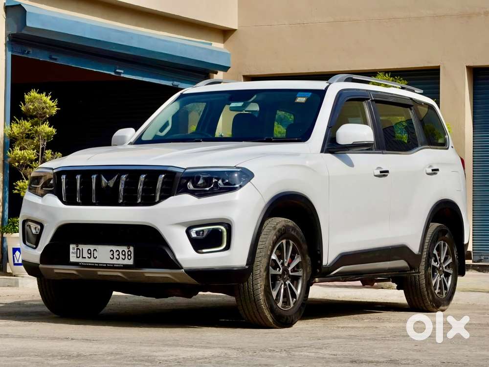 Mahindra Scorpio N Z8 Petrol Mt 7 Str, 2023, Petrol