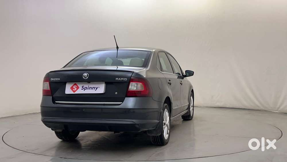 Skoda Rapid 1.0 Style At, 2021, Petrol