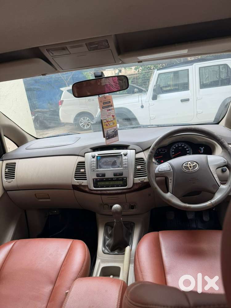Toyota Innova Diesel 2012