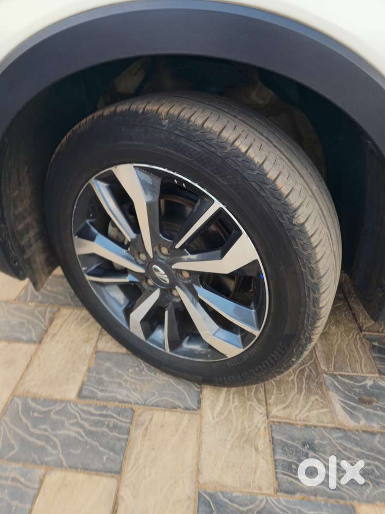 Mahindra Xuv300 W8 Option Diesel, 2022, Diesel