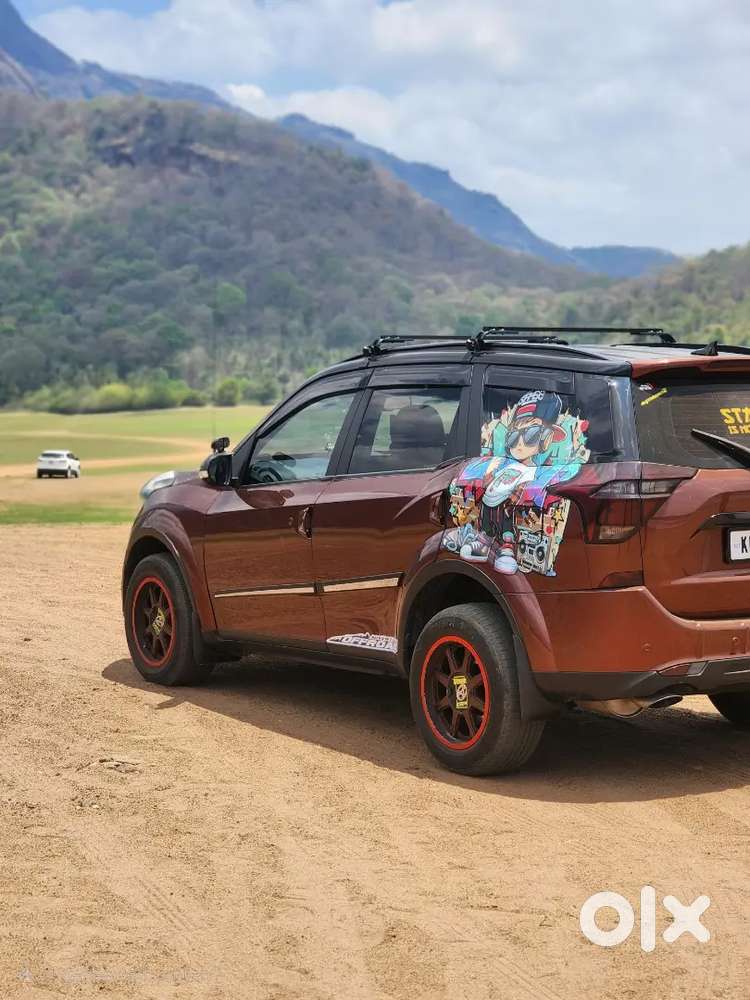 Mahindra Xuv500 2.2 W7 2019 Model