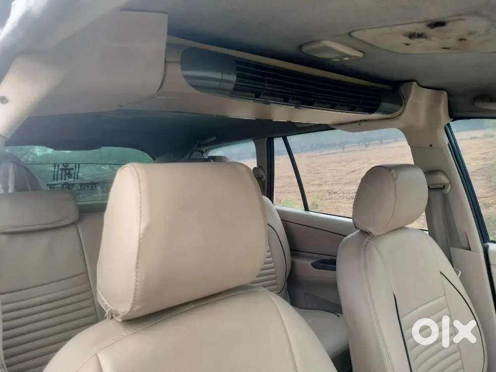 Toyota Innova 2006 Diesel 130000 Km Driven