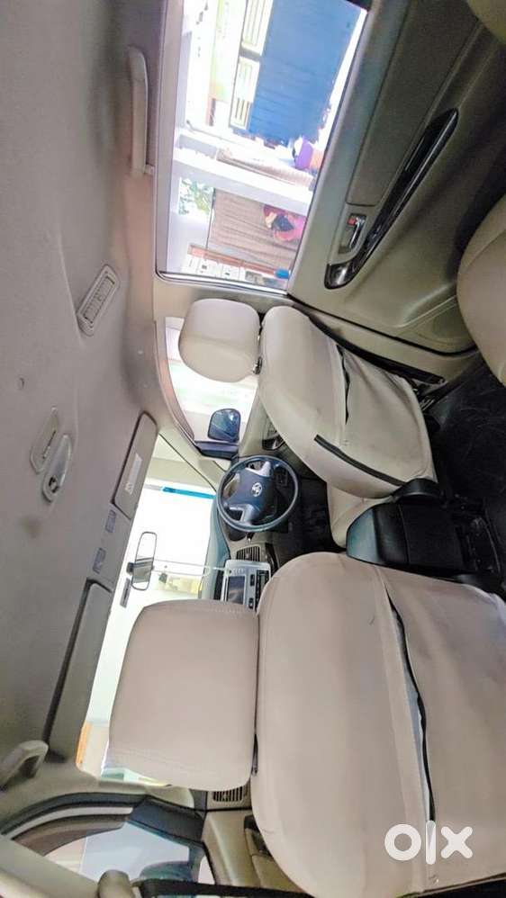 Toyota Innova 2015 Diesel Well Maintained