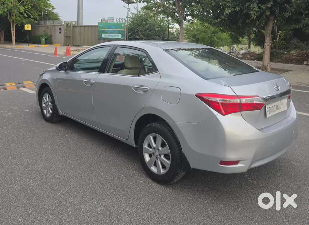 Toyota Corolla Altis 1.8 G Cvt, 2014, Petrol