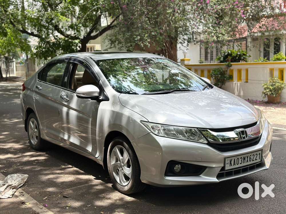 Honda City Petrol 2016 Sunroof Car