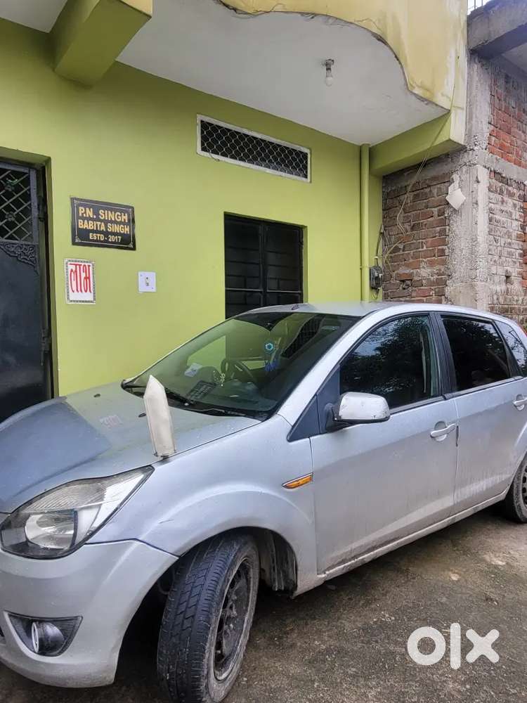 Ford Figo 2013 Lxi Petrol