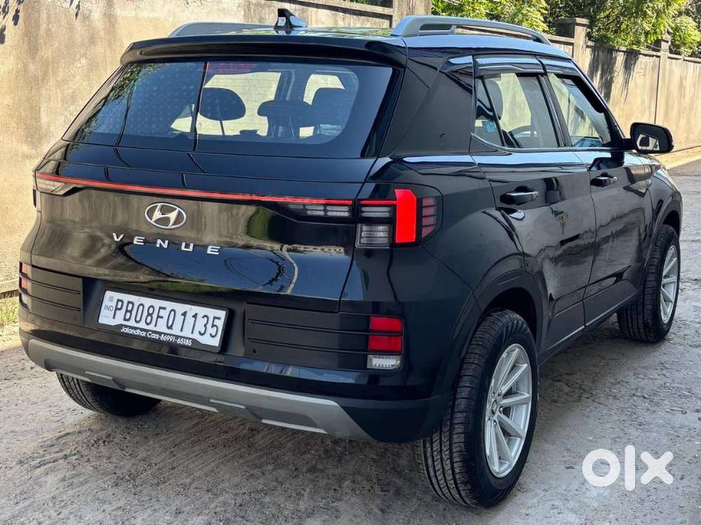 Hyundai Venue, 2025, Petrol