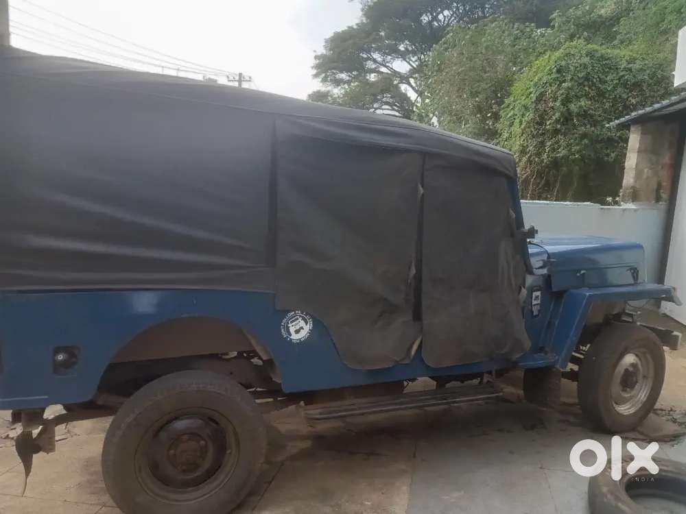 Mahindra Jeep Commander 1996