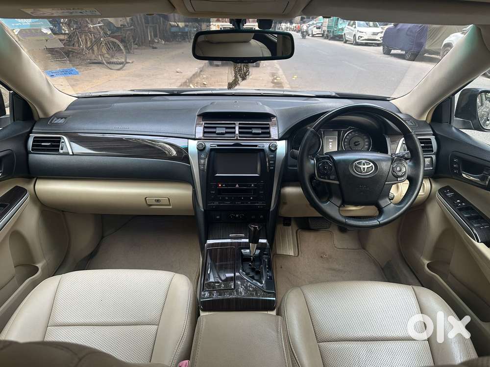 Toyota Camry 2.5 Hybrid, 2015, Electric