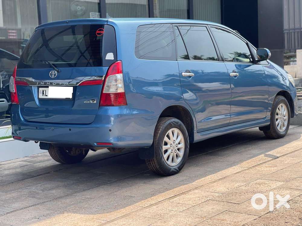 Toyota Innova Crysta 2.4 V, 2013, Diesel