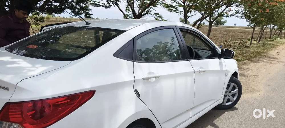 Hyundai Verna 2011 Petrol 96000 Km Driven