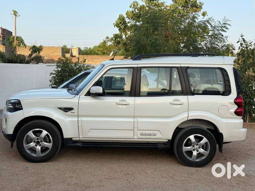 Mahindra Scorpio S11 Mt 7s, 2021, Diesel