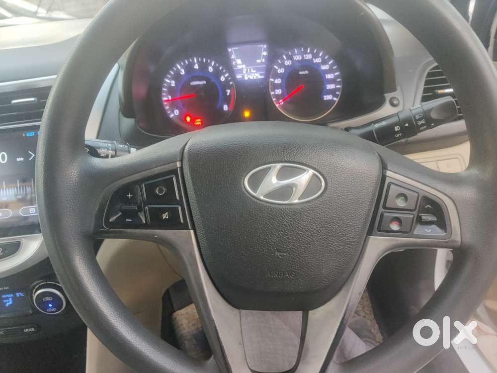 Hyundai Verna 1.5 Sx Petrol Mt, 2016, Petrol