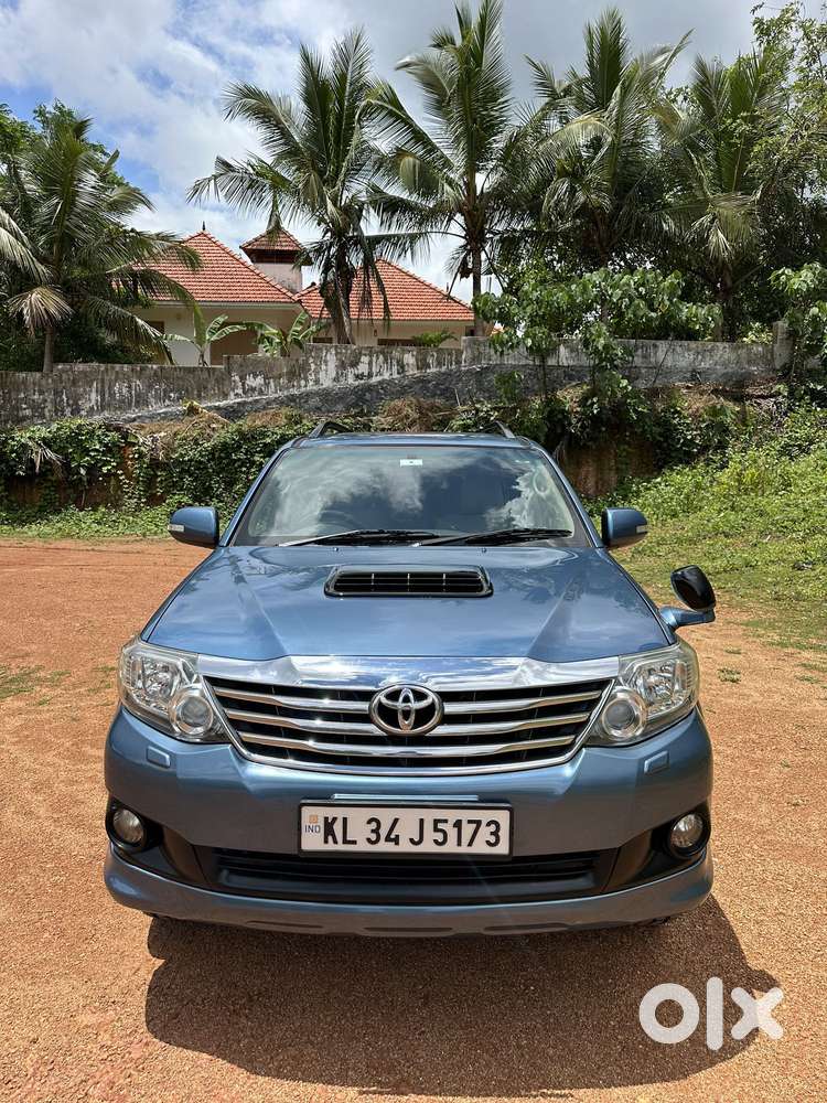Toyota Fortuner 2011-2016 4x2 At, 2012, Diesel