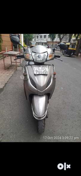 Activa 2017 Buy Sell Second Hand Scooty in India Used Scooters in India OLX