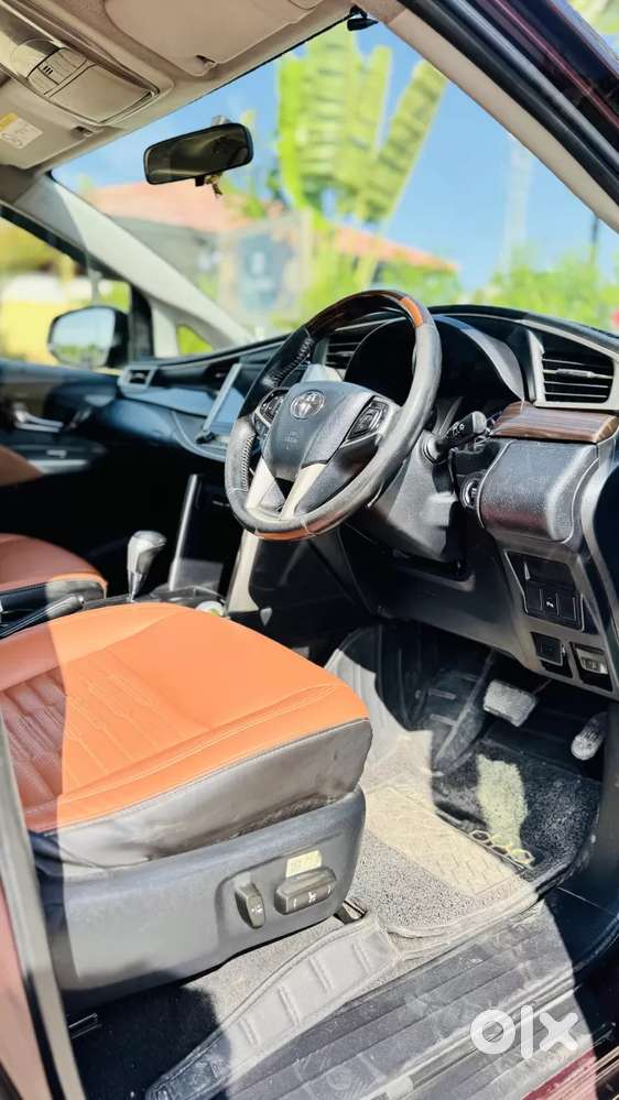 Toyota Innova Crysta 2.8 Zx At 7 Seater, 2019, Diesel