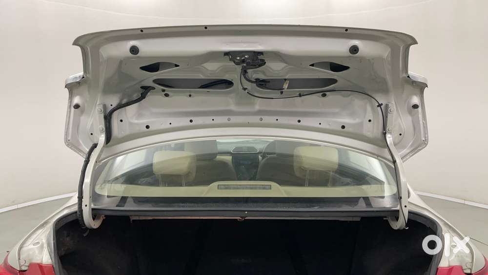 Maruti Suzuki Dzire 1.2 Vxi, 2019, Petrol