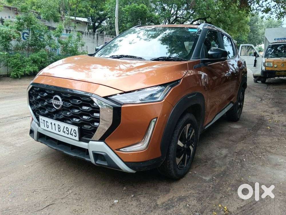 Nissan Magnite N-connecta Mt, 2025, Petrol