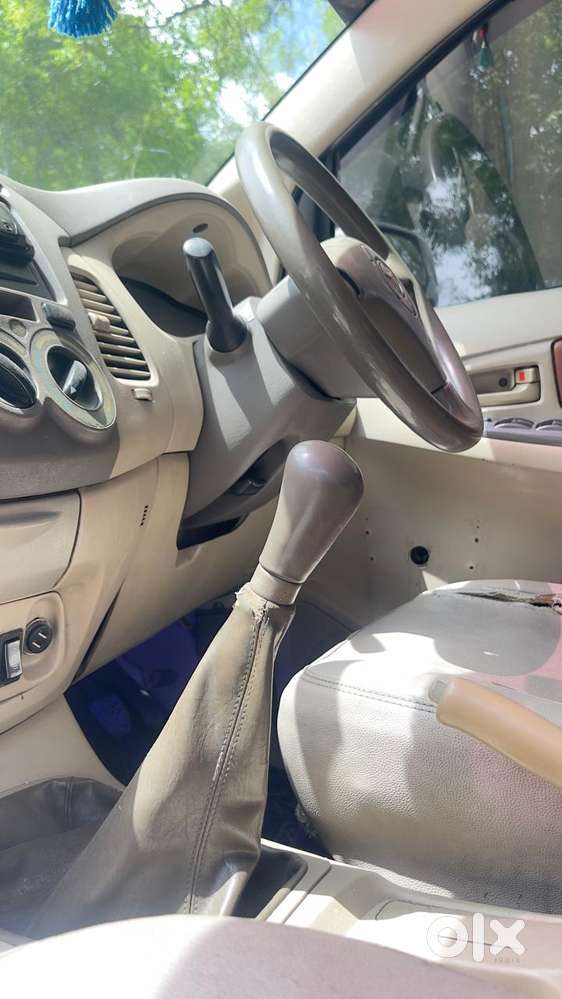 Toyota Innova 2.5 Z Diesel 7 Seater, 2009, Diesel