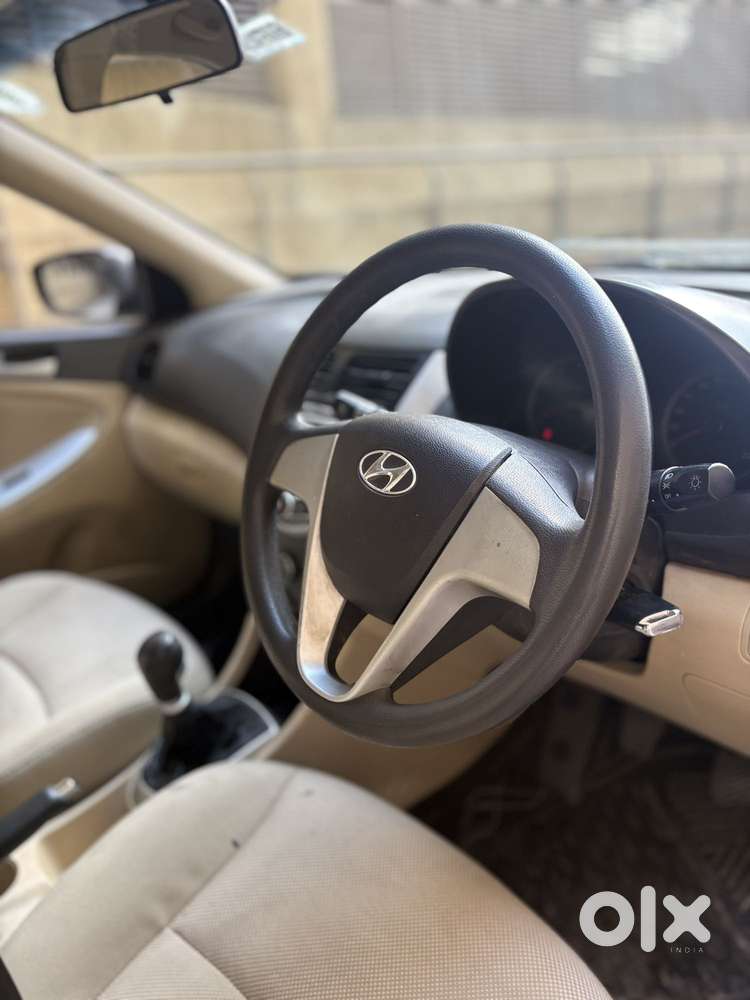 Hyundai Verna Vtvt 1.4 Ex, 2011, Petrol