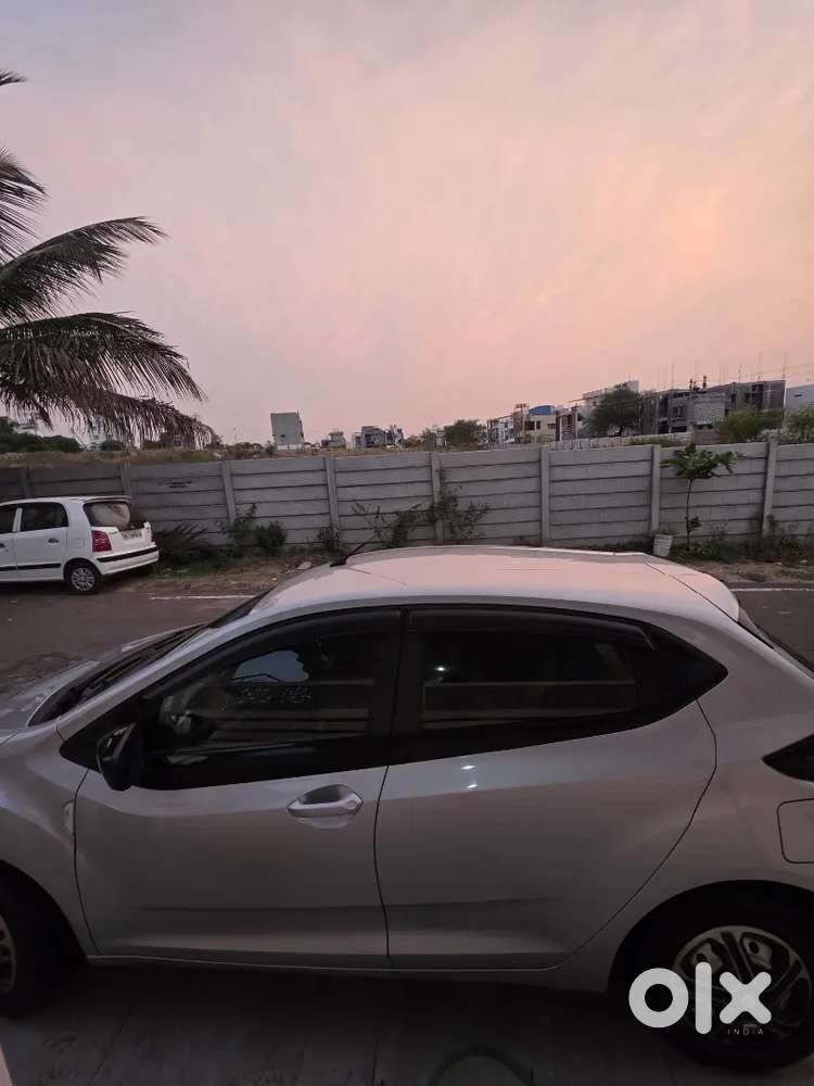 Urgent Sale Of Tata Altroz 2020 Petrol Well Maintained,