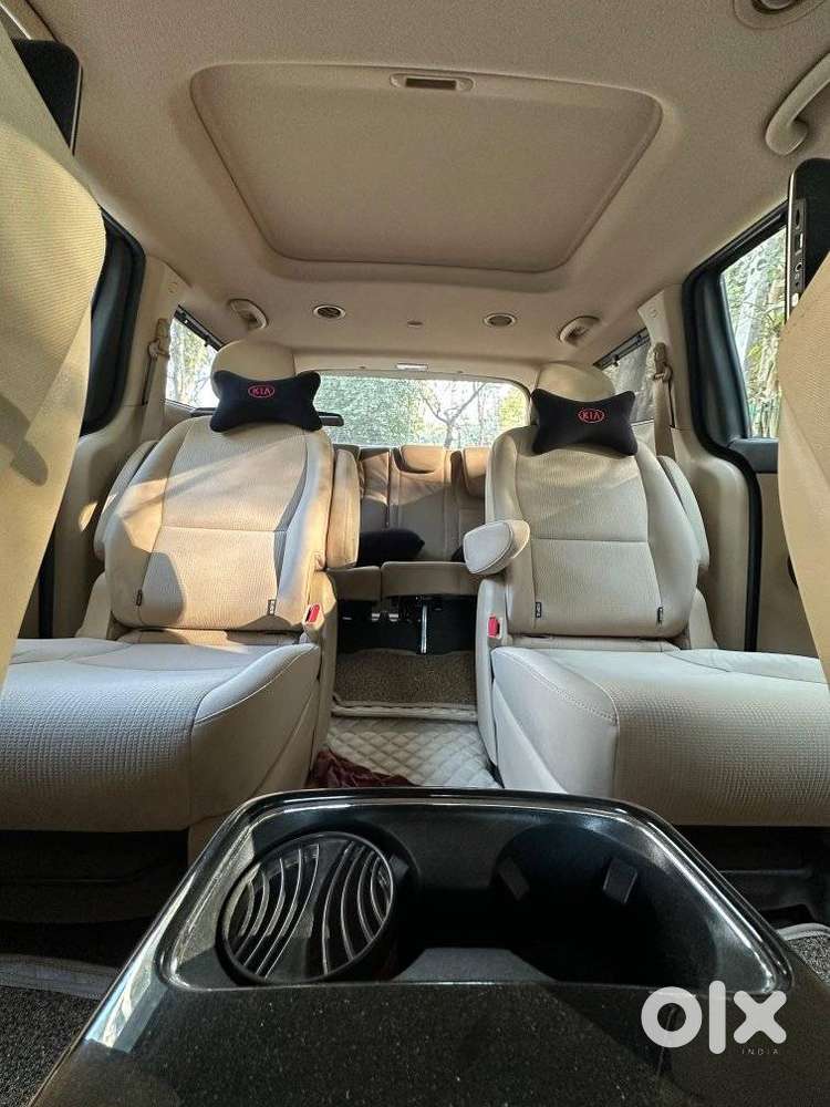 Kia Carnival Prestige, 2020, Petrol