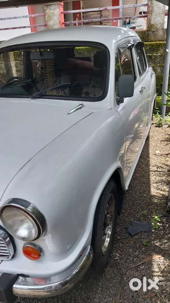 Ambassador Classic Nova 1997