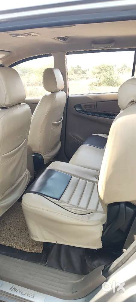 Toyota Innova 2016 Diesel 230000 Km Driven