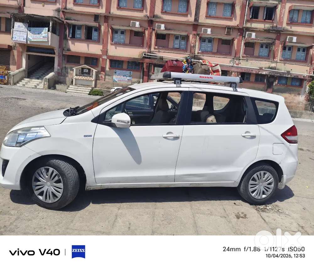 2nd Maruti Suzuki Ertiga 2015 Diesel Manual
