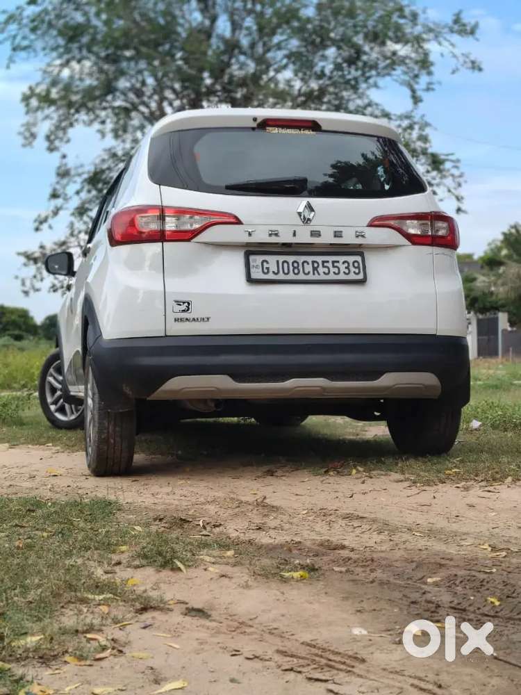 Renault Triber Rxz 2023 मॉडल