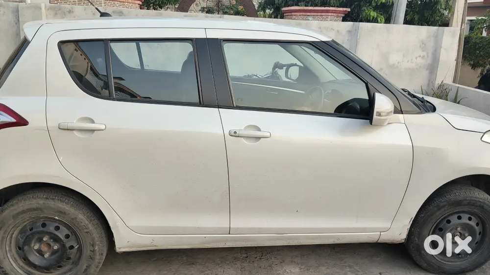 Maruti Suzuki Swift 2012