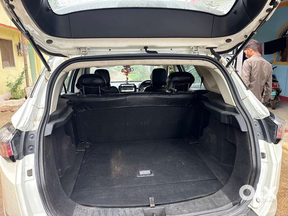 Tata Harrier Diesel 119323 Km Driven