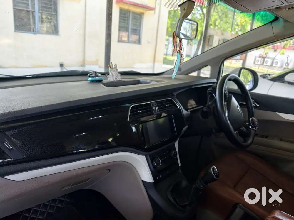 Mahindra Marazzo 2019 Diesel 115000 Km Driven