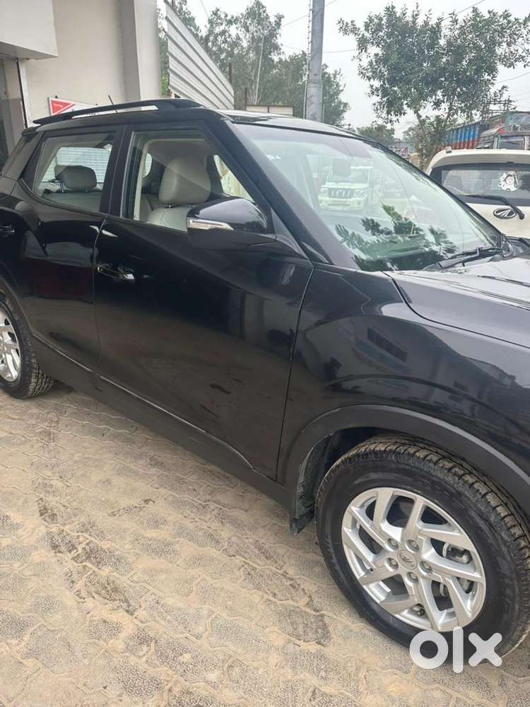 Mahindra Xuv300 2022 Diesel Good Condition
