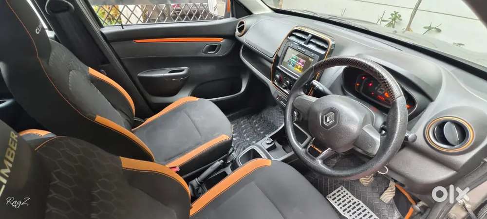 Kwid Climber Automatic With Less Kms!!