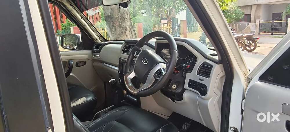 Mahindra Scorpio S10, 2017, Diesel