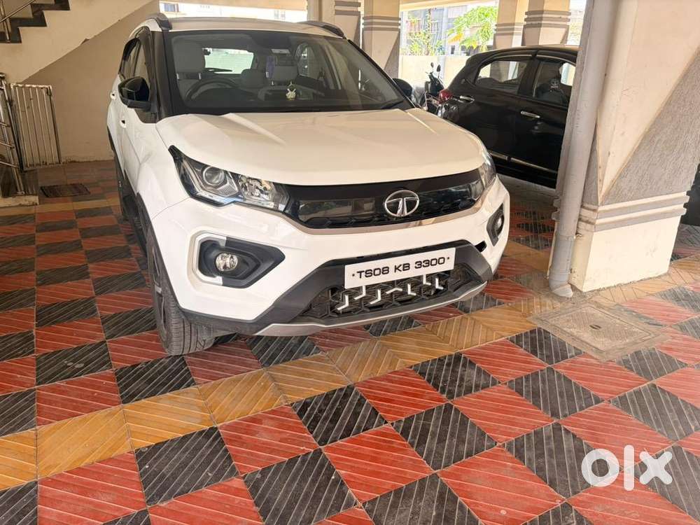 Tata Nexon 2024 Petrol 42000 Km Driven