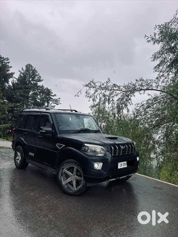 Mahindra Scorpio Classic 2019 S11
