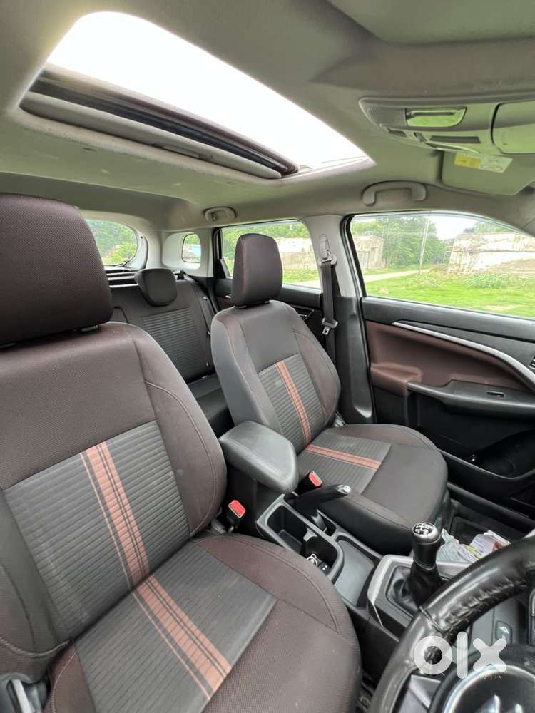 Maruti Suzuki Brezza 1.5 Zxi Plus Smart Hybrid, 2022, Petrol