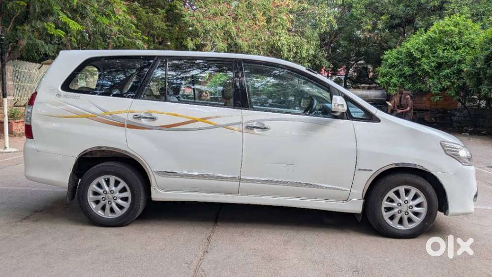 Toyota Innova 2.5 Vx 8 Str, 2015, Diesel