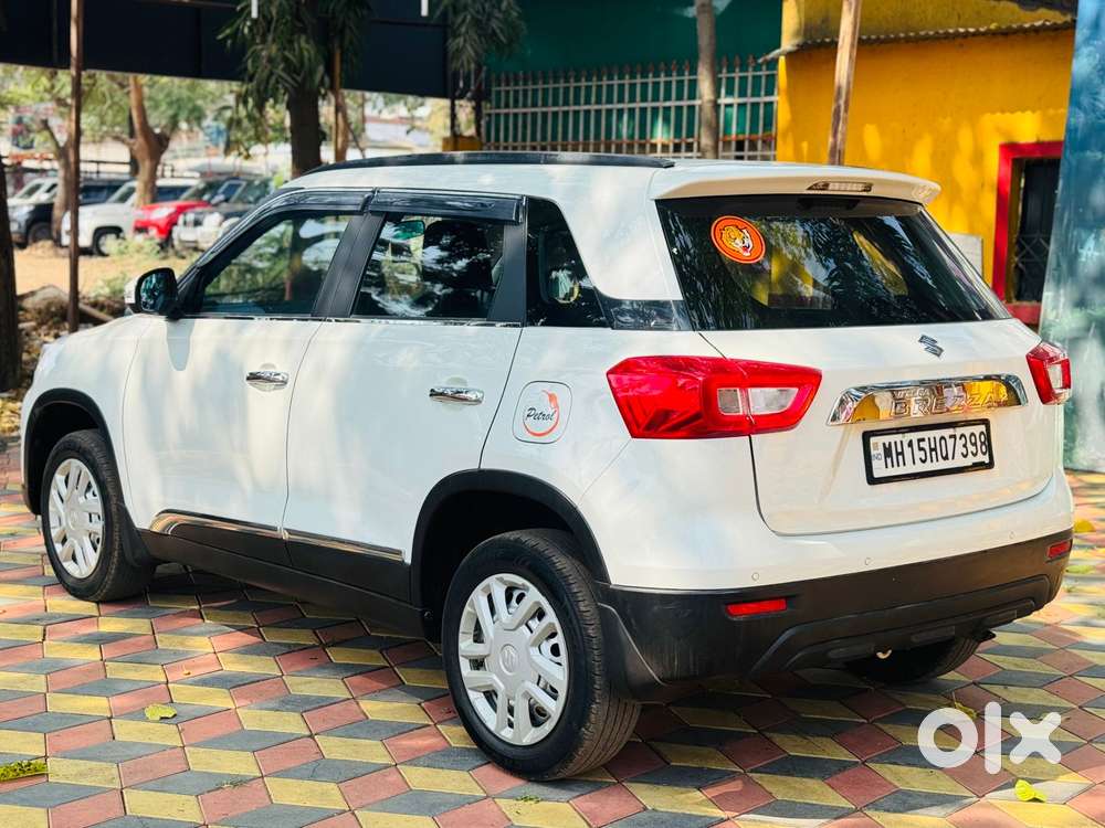 Maruti Suzuki Brezza 1.5 Lxi Smart Hybrid, 2021, Petrol