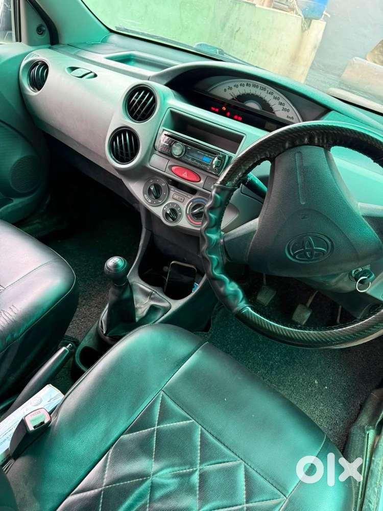 Toyota Etios Liva 2011 Car