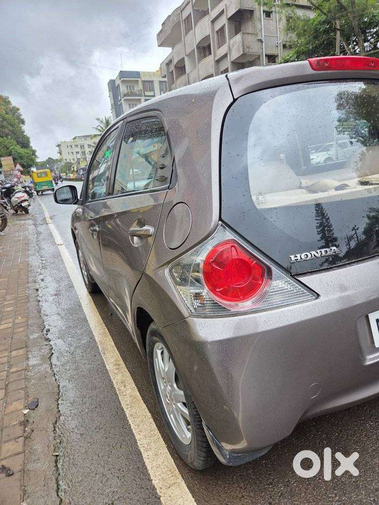 Honda Brio 2011-2013 V Mt, 2013, Petrol