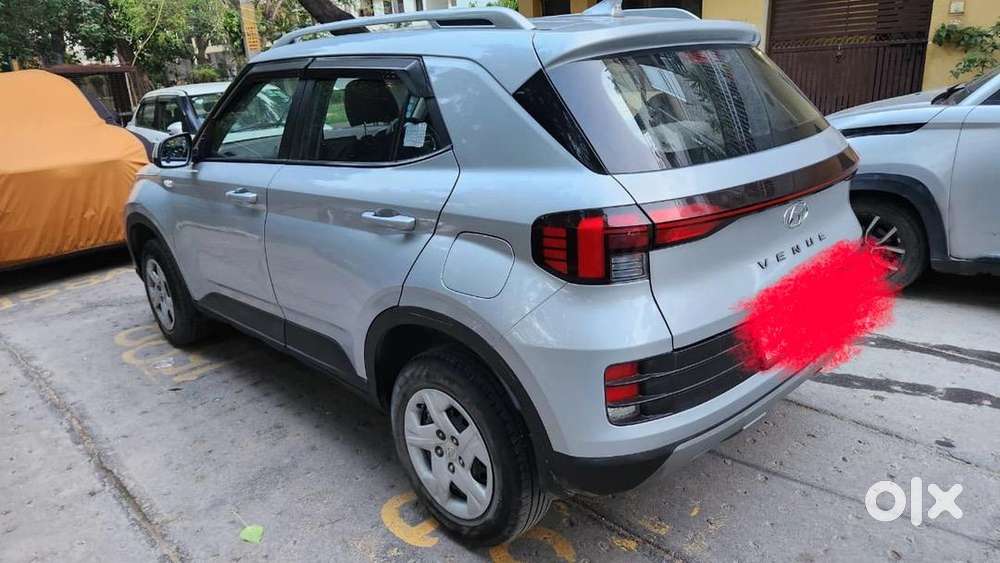 Hyundai Venue 2022 Petrol Good Condition