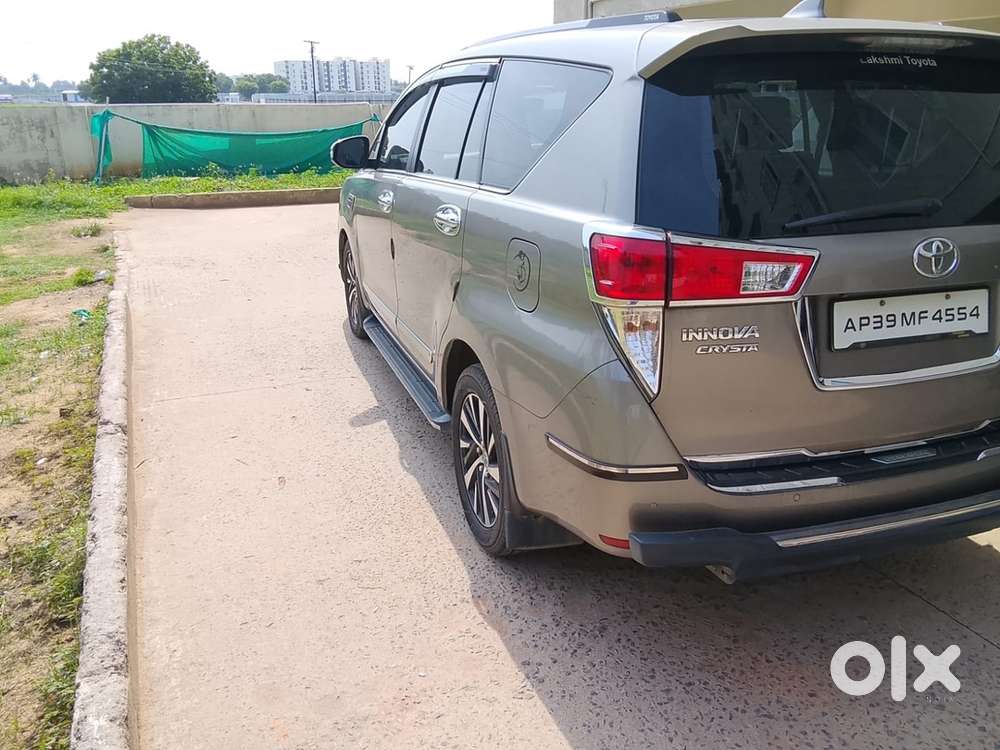 Toyota Innova Crysta 2021 Diesel Manual