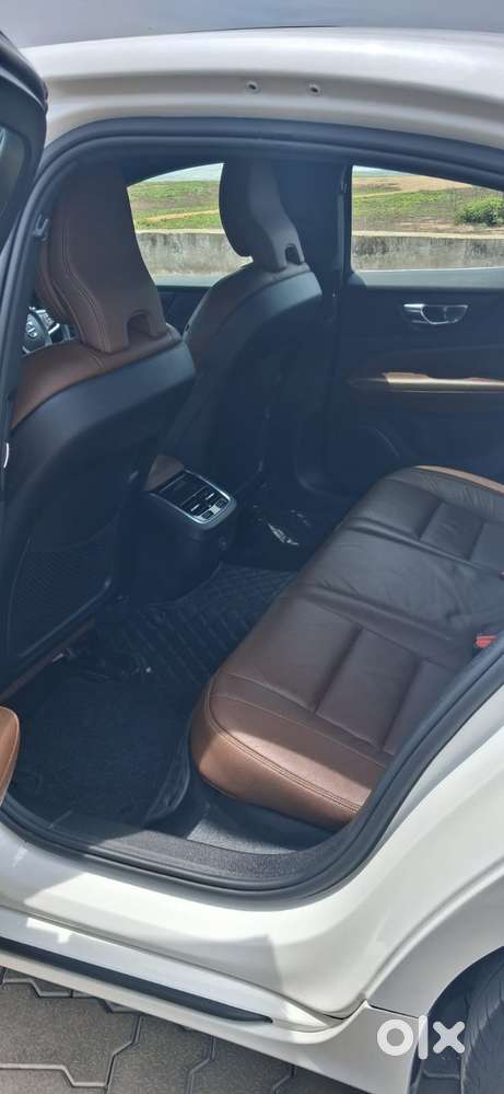 Volvo S60 T4 Inscription, 2021, Petrol